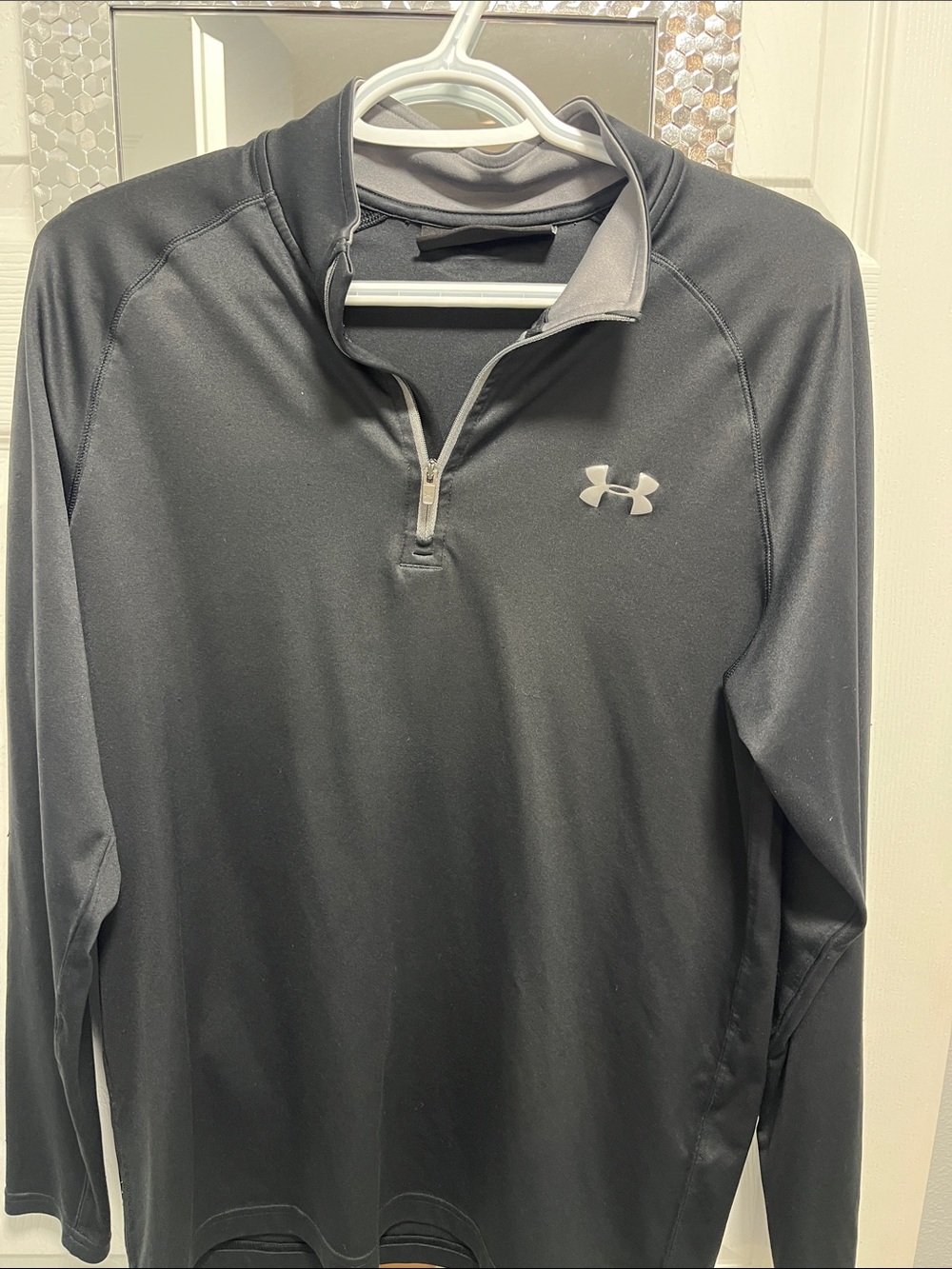 Under Armour Men’s Black Long-Sleeve Quarter-Zip Performance Top